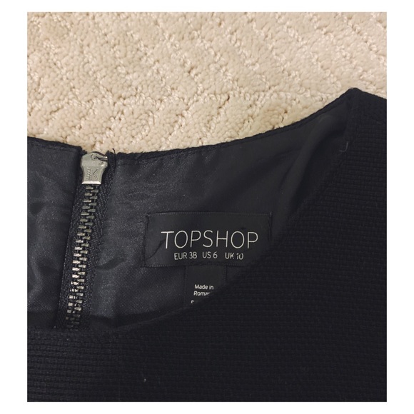 TOPSHOP Cold Shoulder Dress - Picture 4 of 4